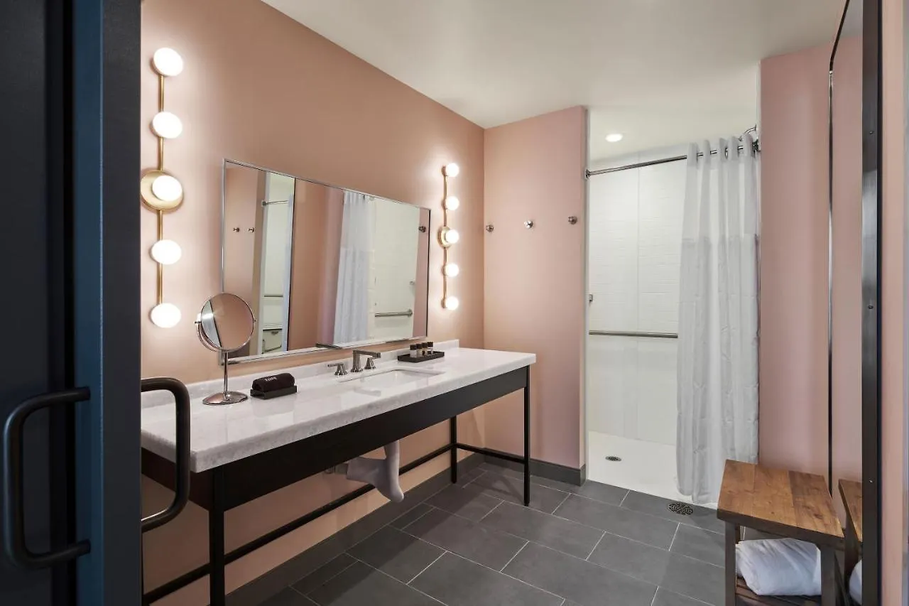 The Memphian A Tribute Portfolio Hotel Memphis